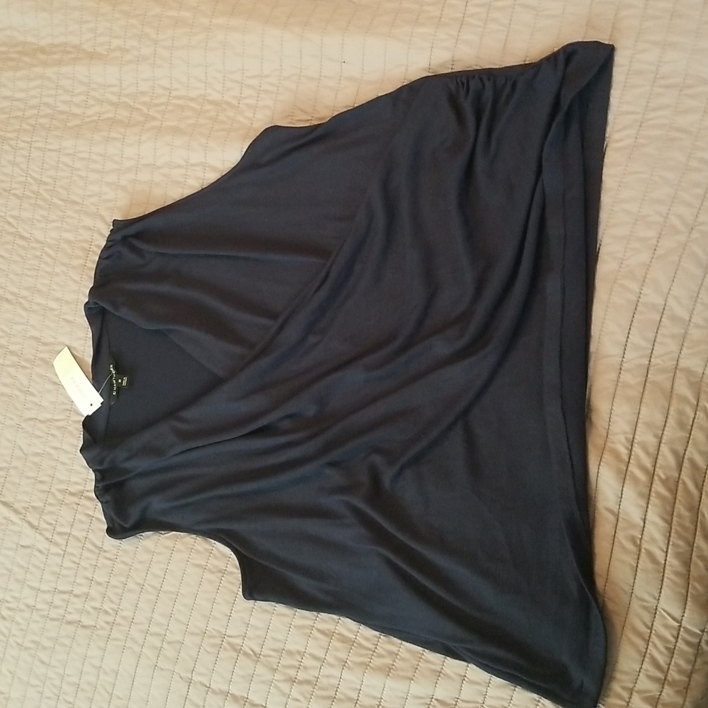 Sleeveless blouse